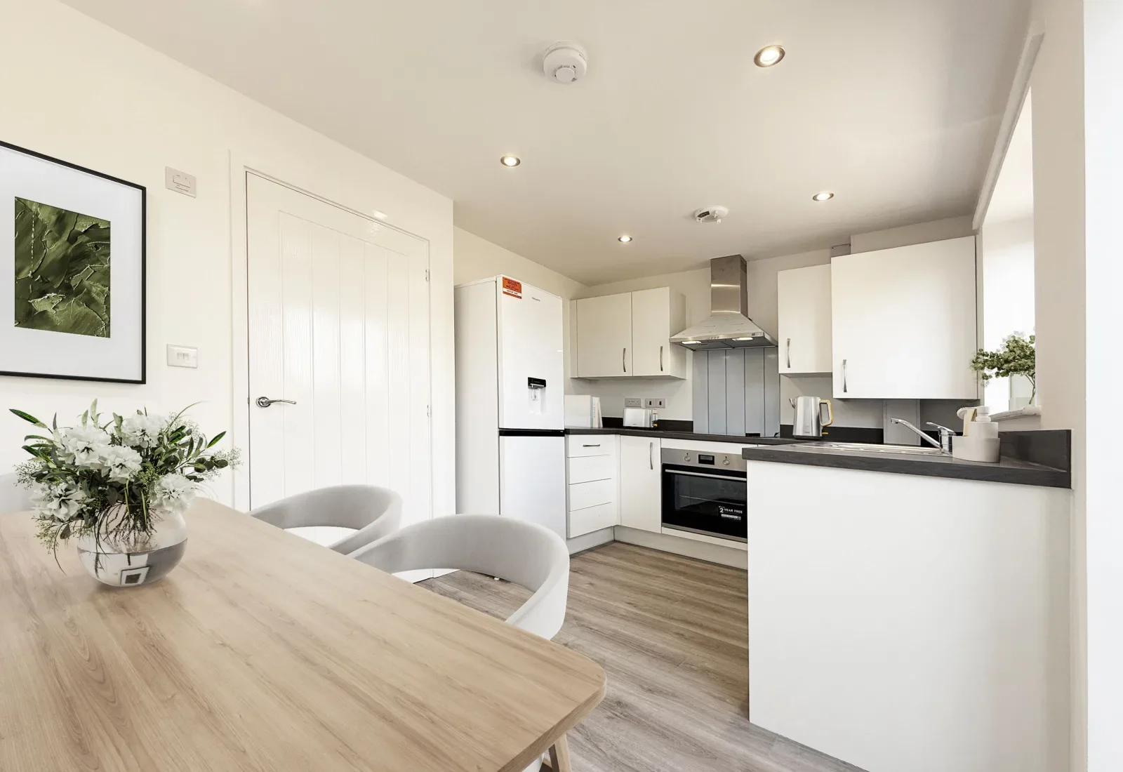 House Woodside Close in Ketley
