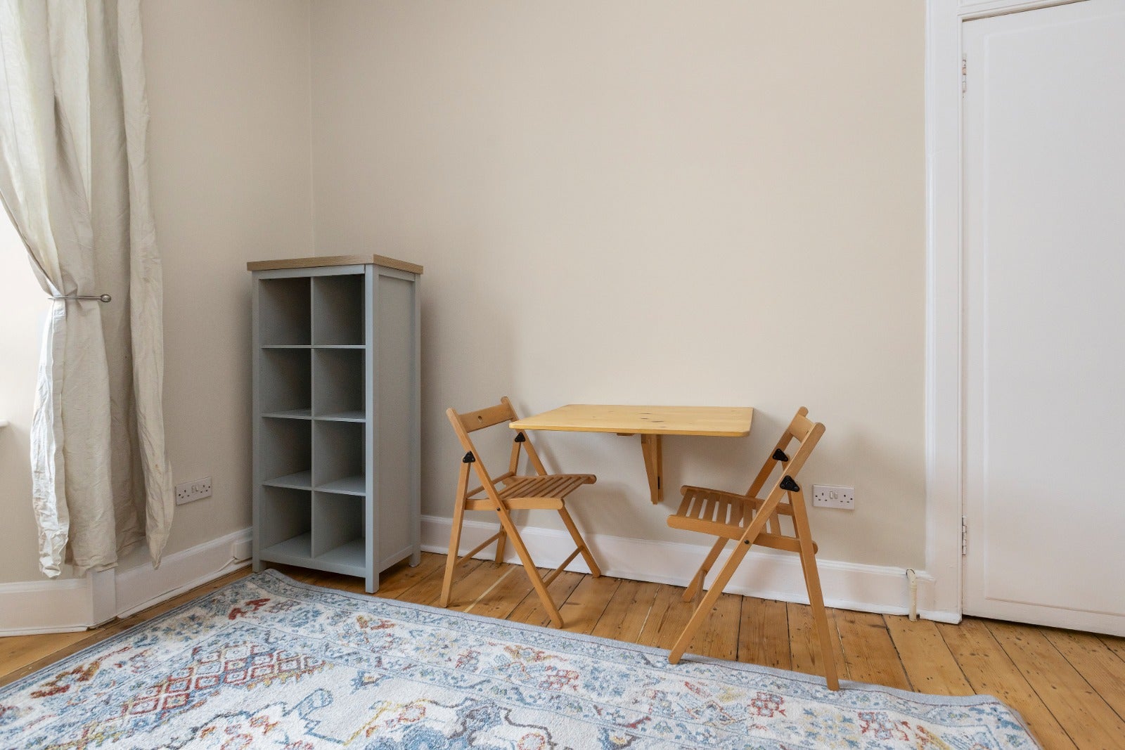 Flat Bothwell Street in City of Edinburgh