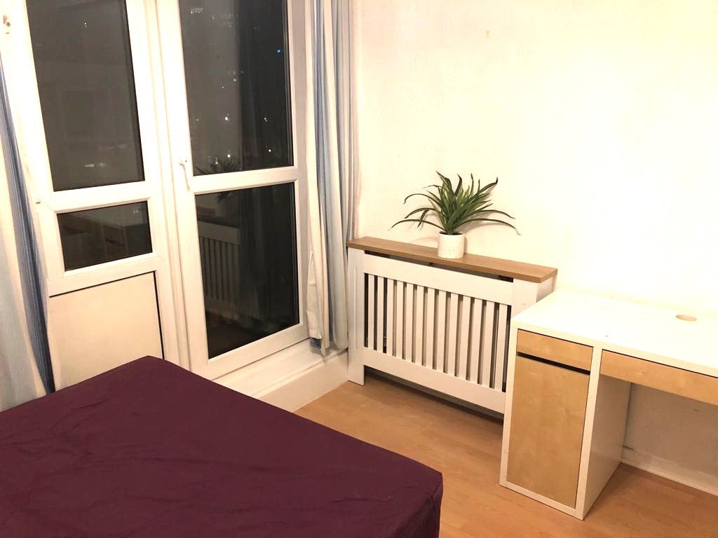 Flat Clarence Gardens in Greater London