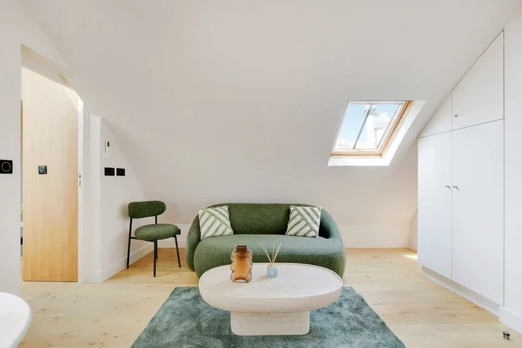 Appartement Rue Saint-Lazare à Paris