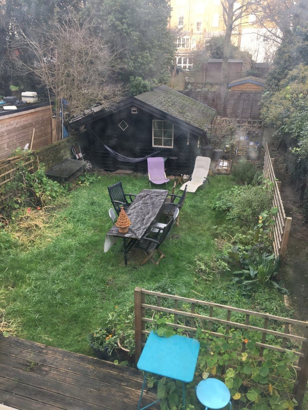 Flat Aden Grove in Greater London