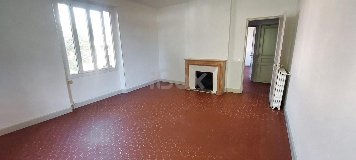 Maison Avenue Georges Clemenceau à Ollioules