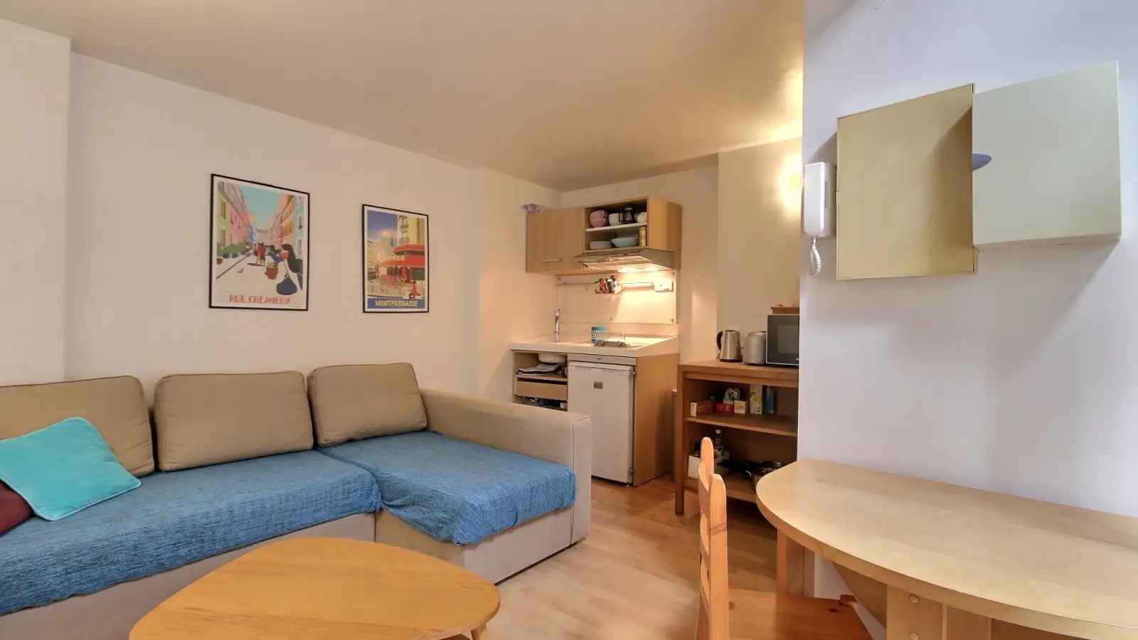 Flat Rue des Écouffes in Paris