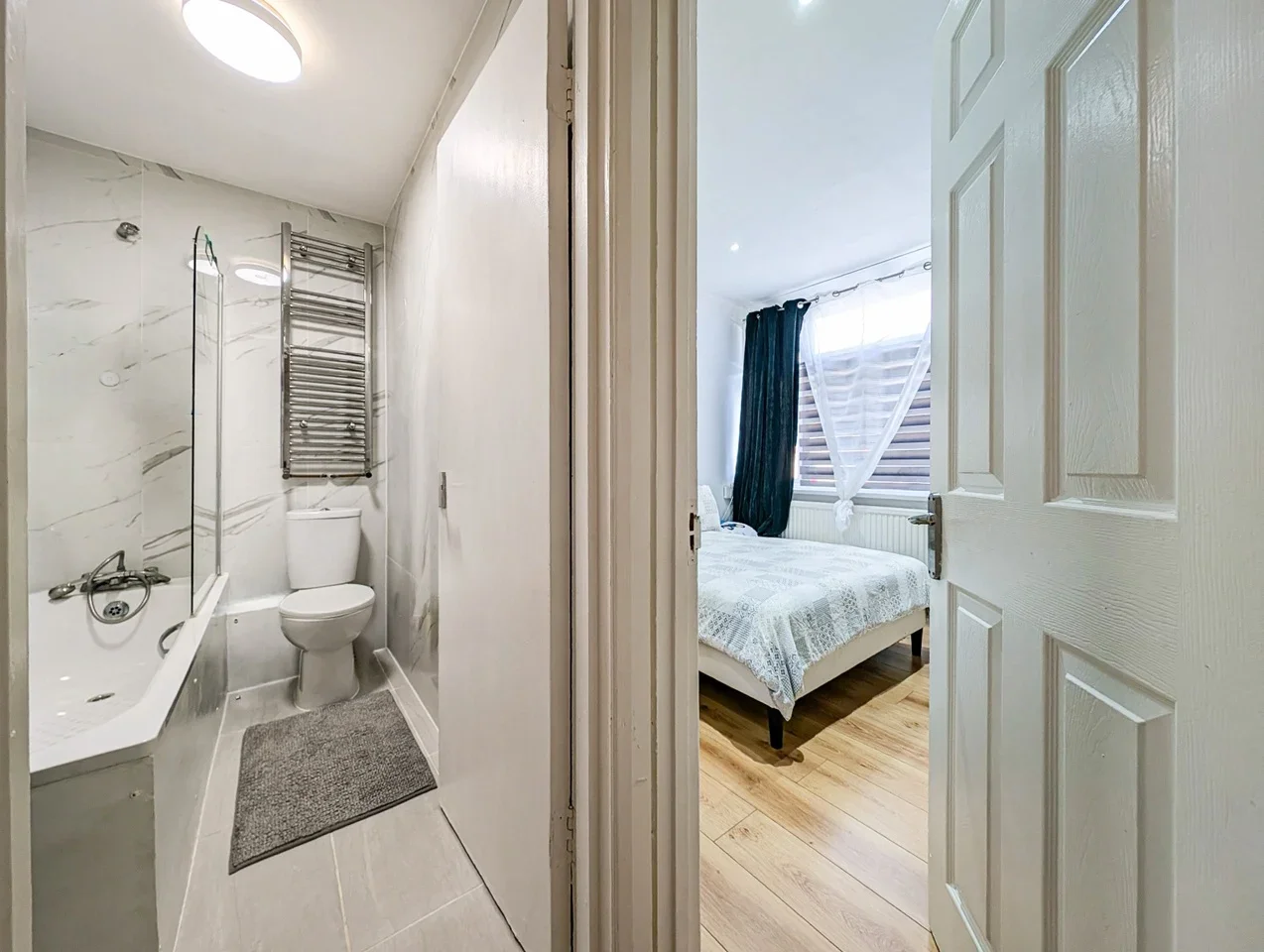 Flat Penshurst Road in Greater London