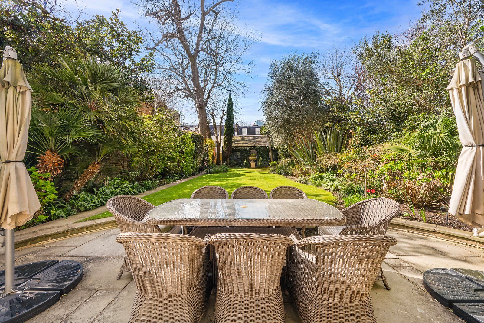 House Addison Road in Greater London