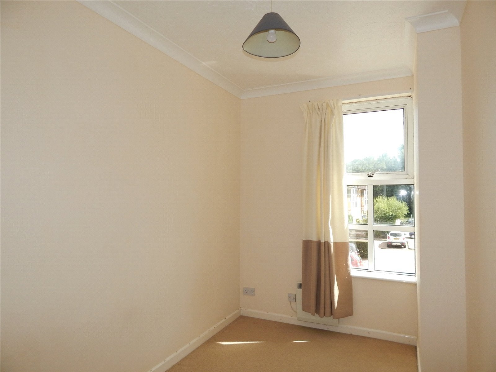 Flat Yeo Valley in Yeovil