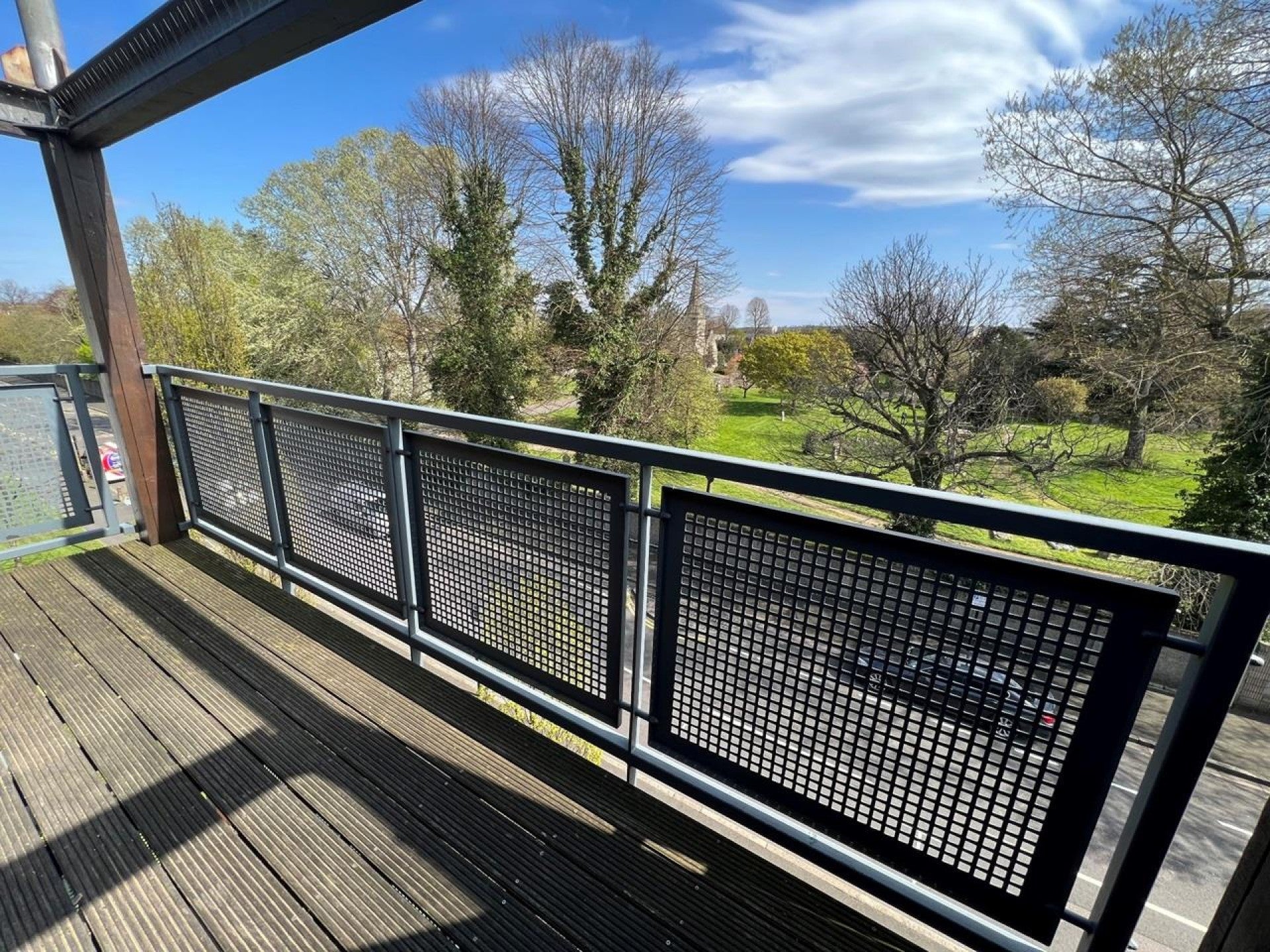 Flat Harry Close in Greater London