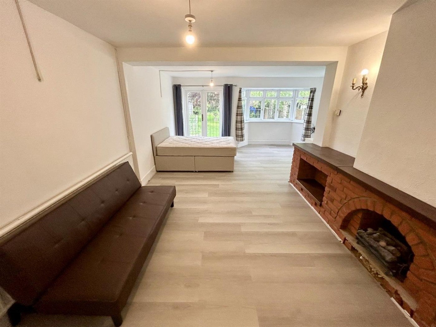 Room Hart Road in Harlow