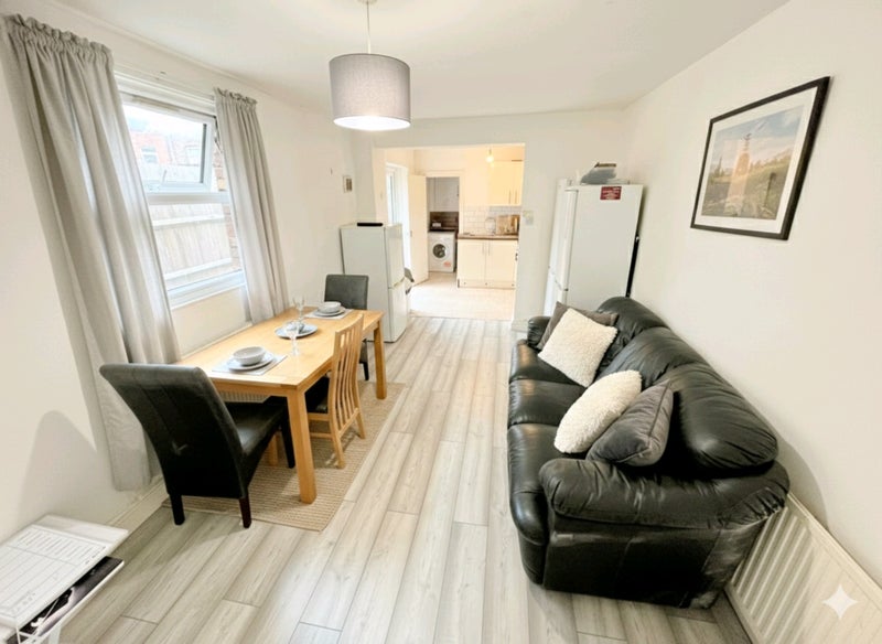 Room Beechfield Road in Greater London