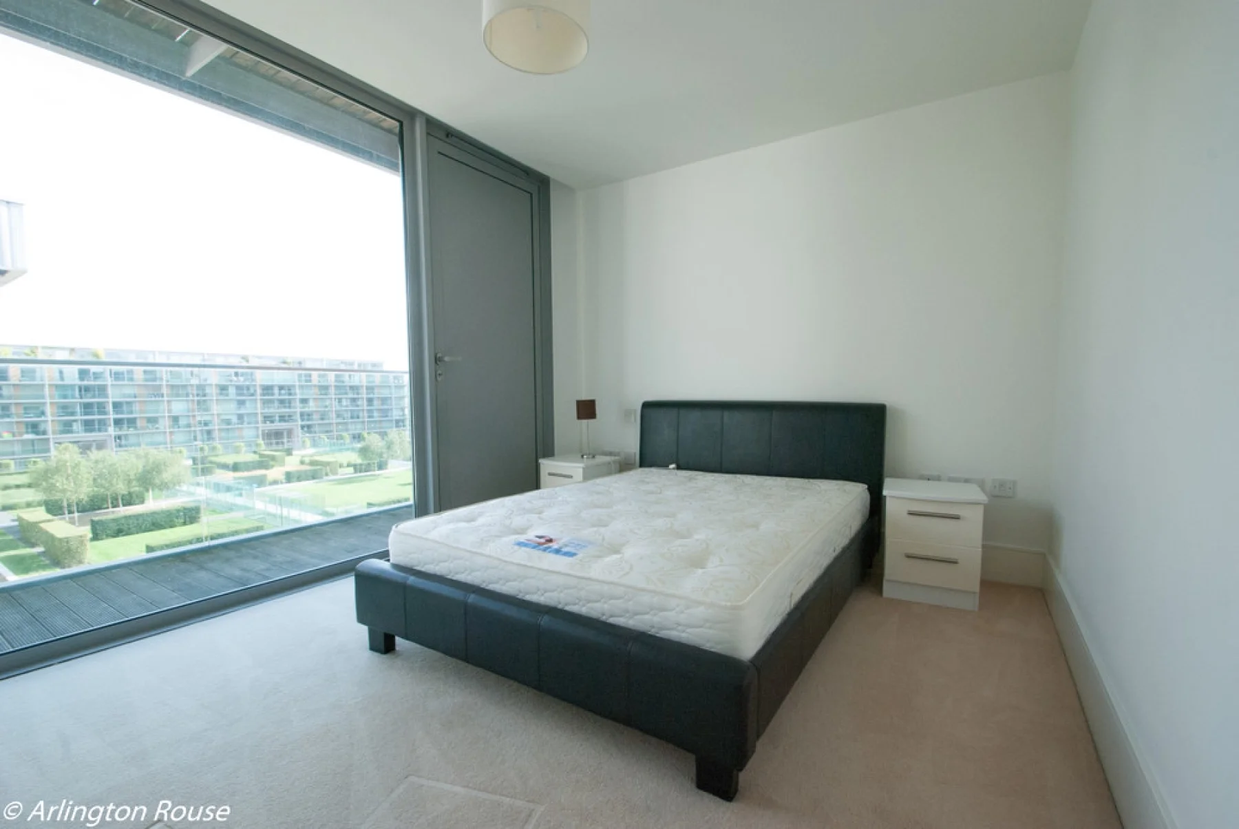 Flat Highbury Square in London