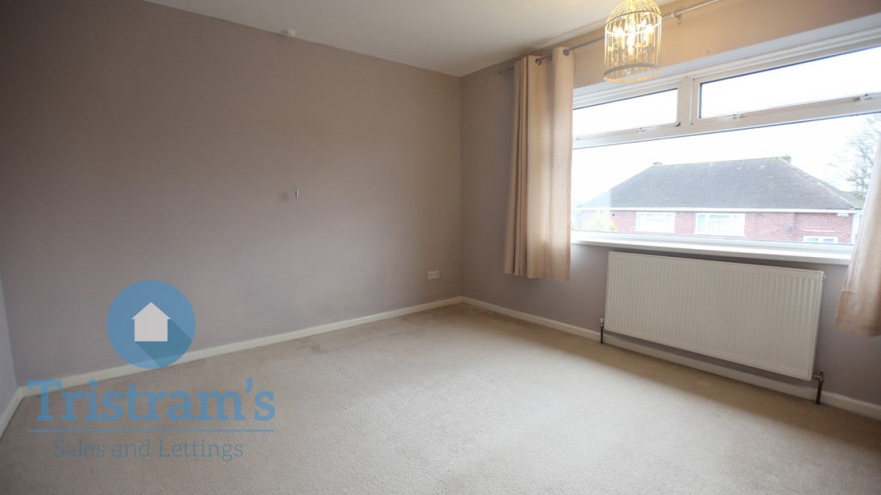 House Huftons Drive in Amber Valley
