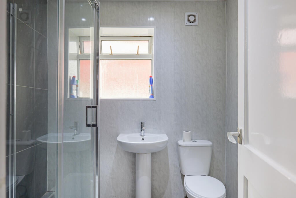 Flat Rossall Road in Blackpool