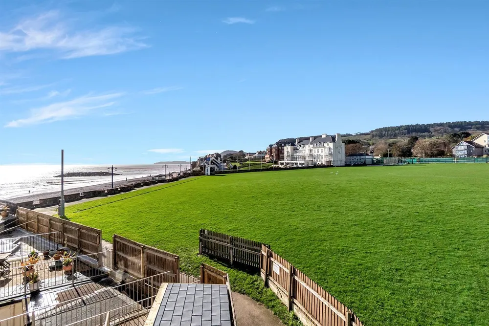 Flat The Esplanade in East Devon