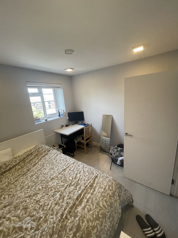 Flat Old Kent Road in Greater London