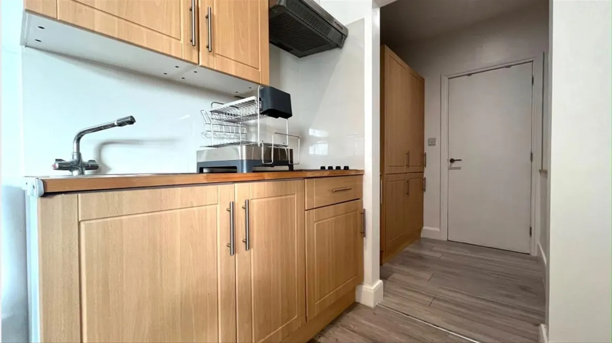 Flat Windlesham Mews in Greater London