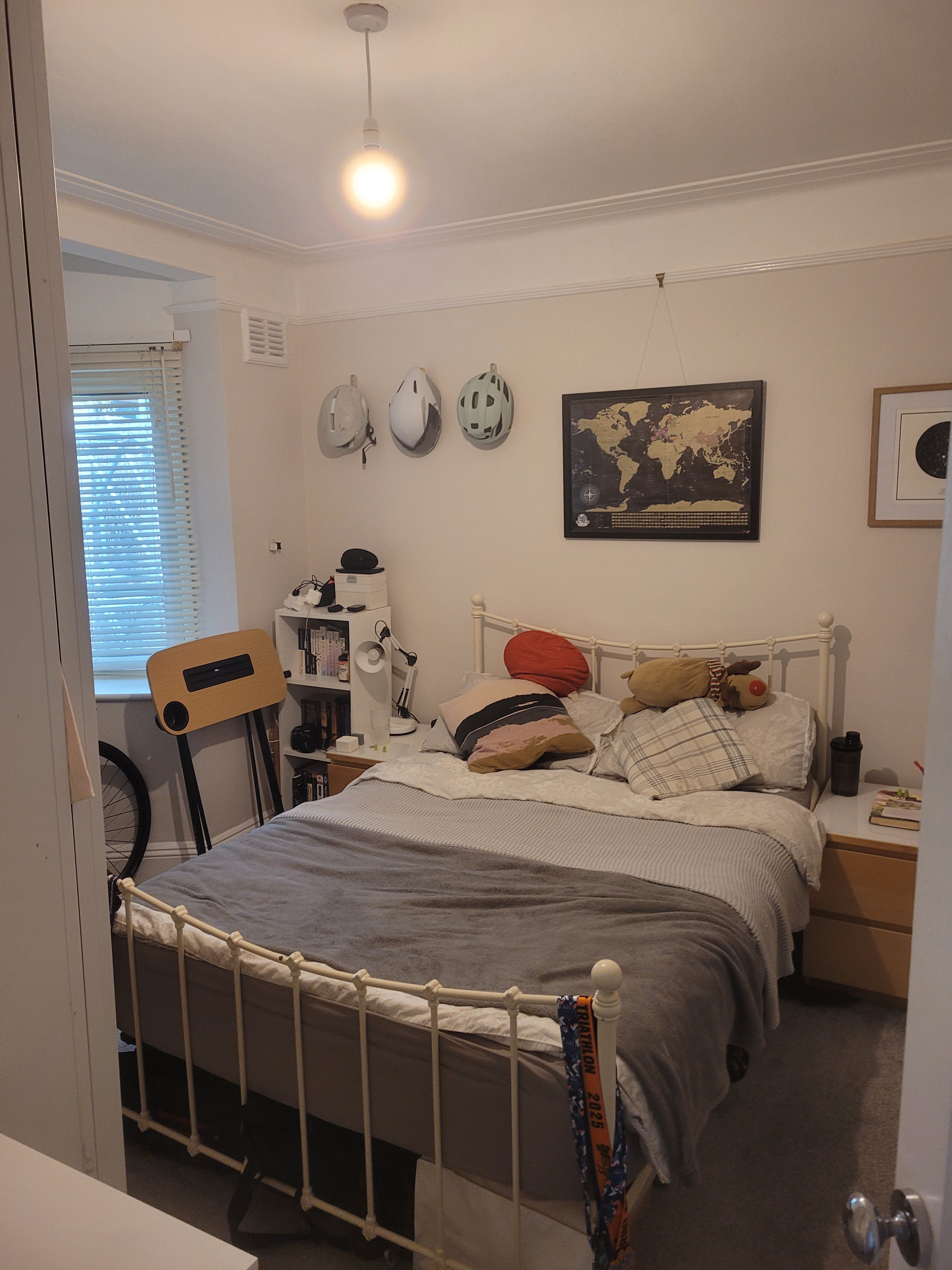 Flat Grover Court in Greater London