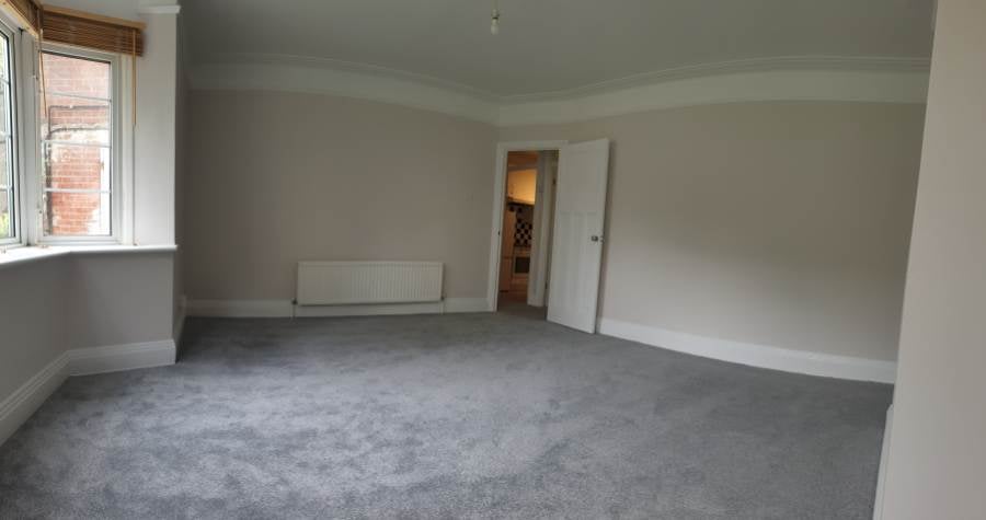 Flat Grover Court in Greater London