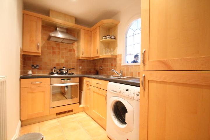 Flat Palgrave Gardens in City of Westminster