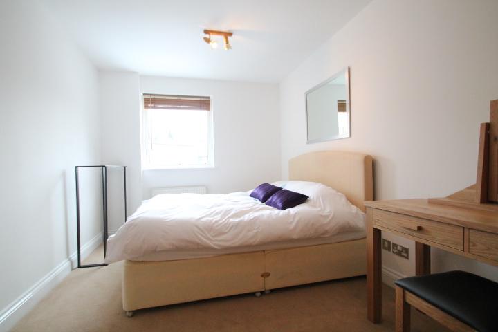 Flat Palgrave Gardens in City of Westminster