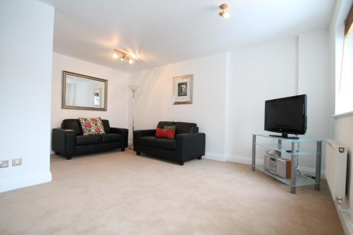 Flat Palgrave Gardens in City of Westminster