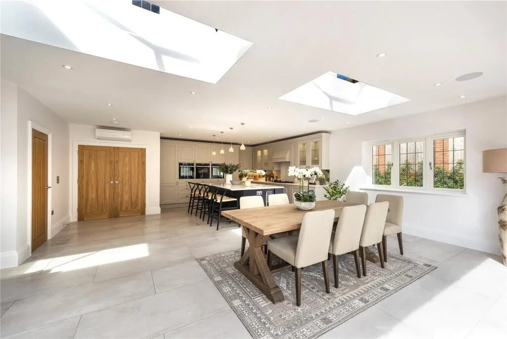 House Holmcroft in Reigate and Banstead