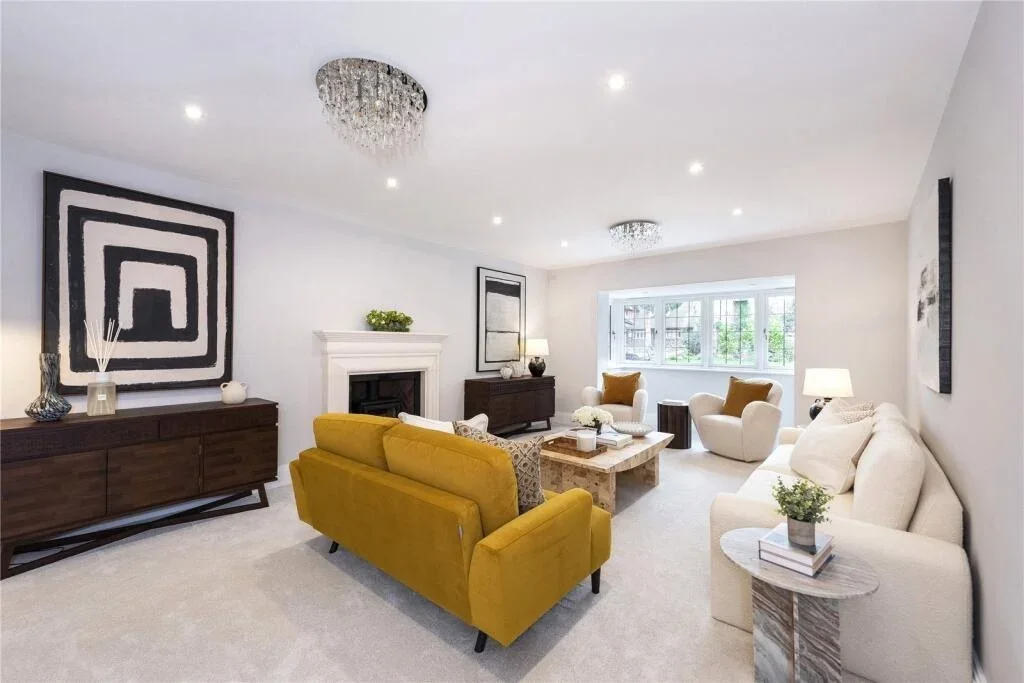 House Holmcroft in Reigate and Banstead