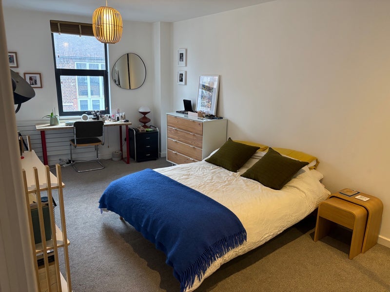 Room Vyner Street in Greater London