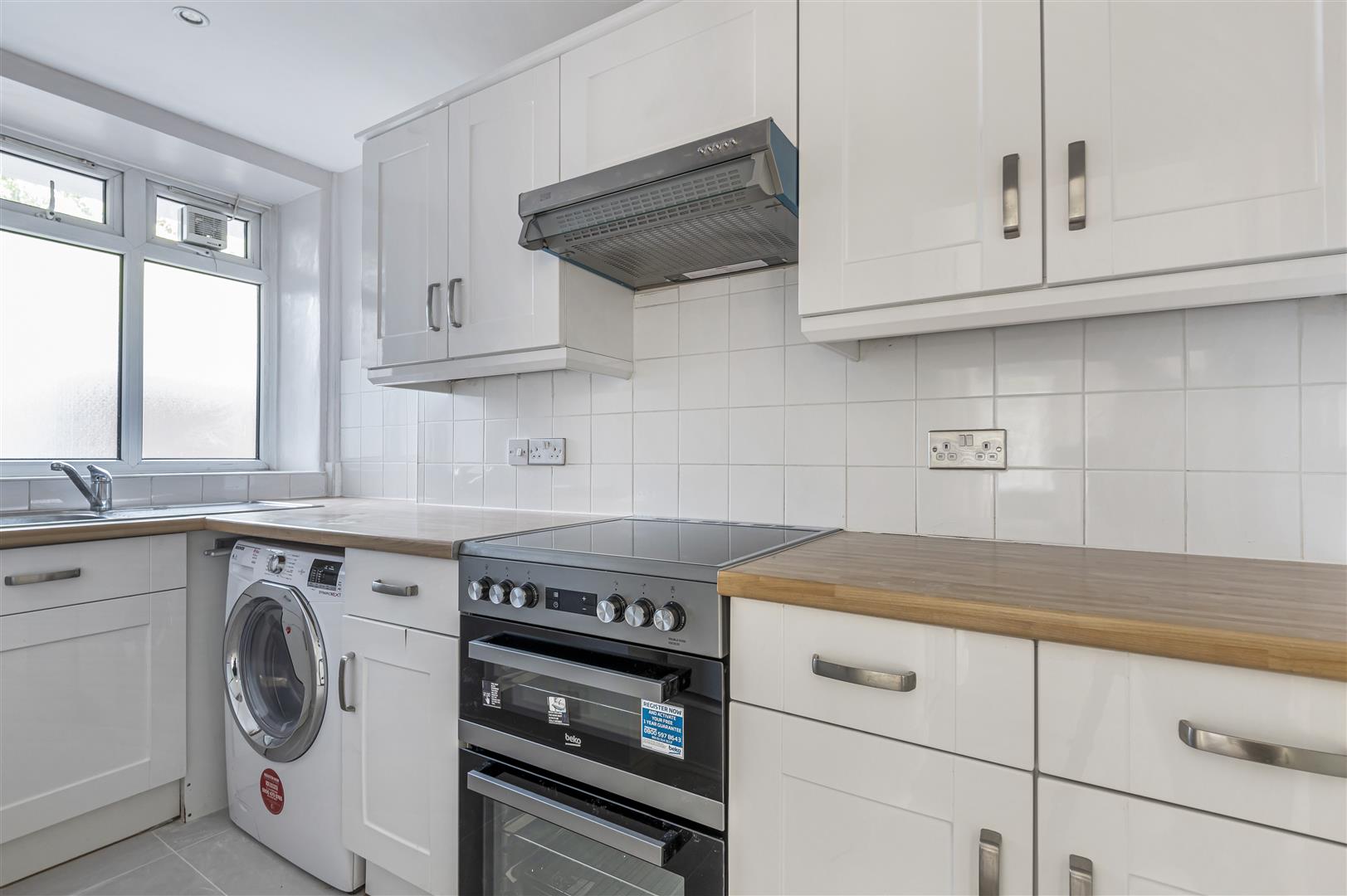 Flat Lower Ham Road in Greater London
