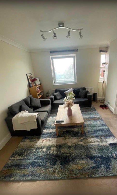 Room Fortune Green Road in Greater London