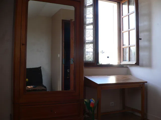 Room Avenue de l'Épargne in Orsay