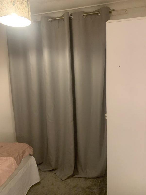 Room Ennerdale Close in Crawley