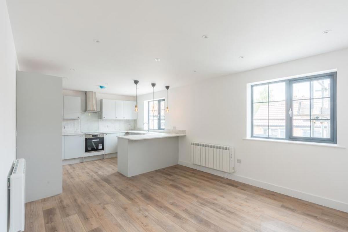 Flat Gloucester Road in Bristol