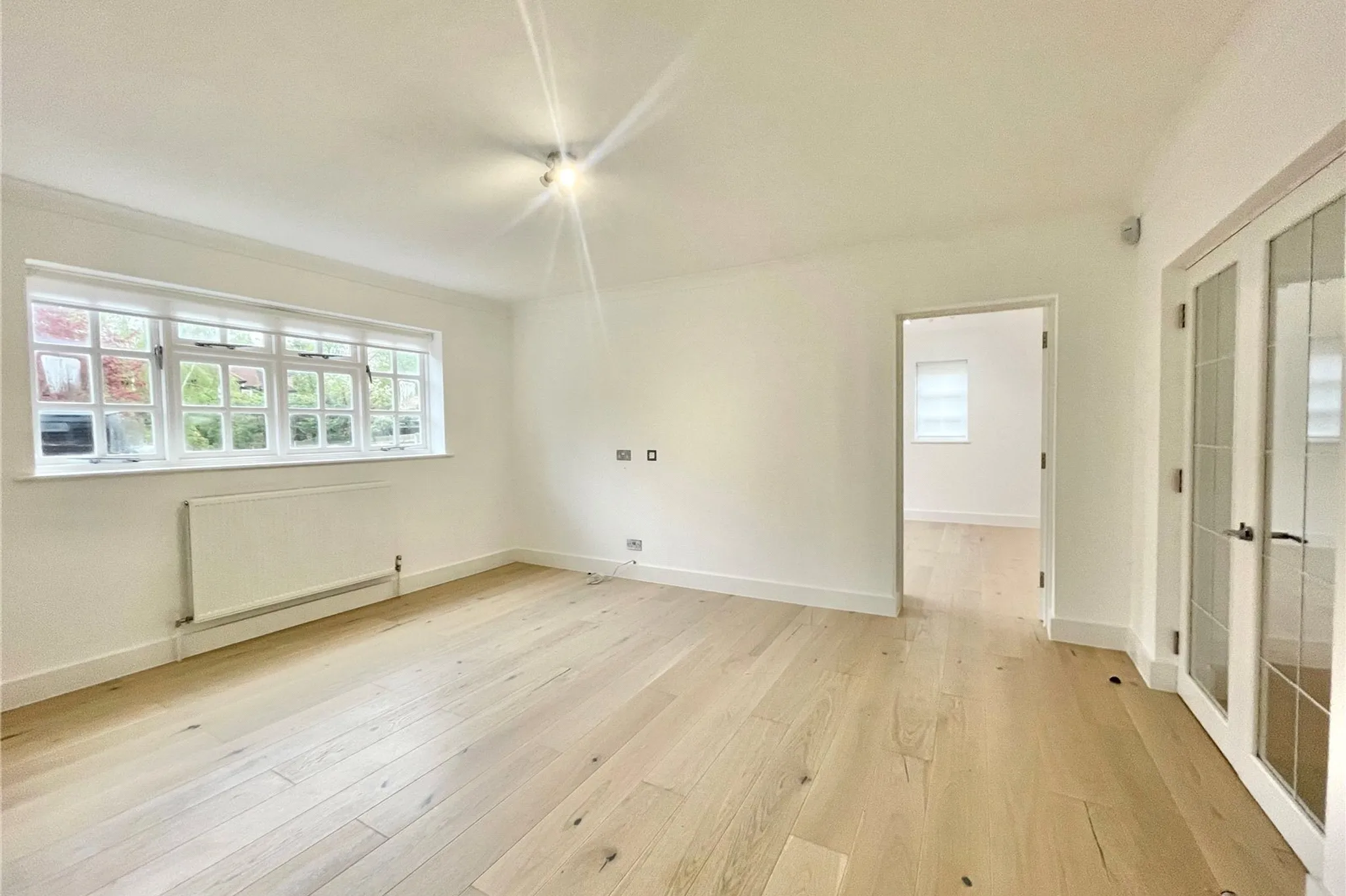 House Aldenham Avenue in Hertsmere
