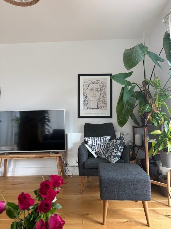 Room Well Street in Greater London