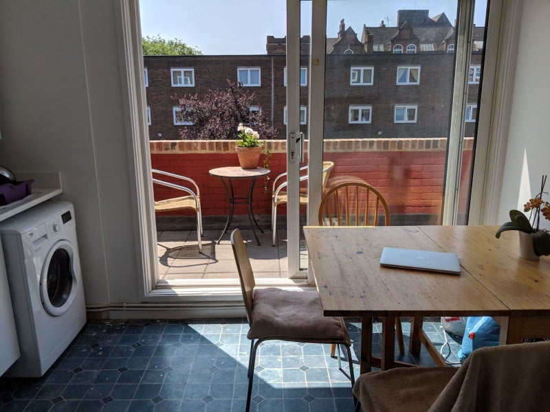 Room Bredgar Road in Greater London