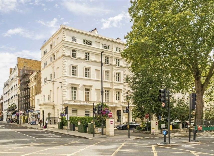 Flat Westbourne Terrace in City of Westminster