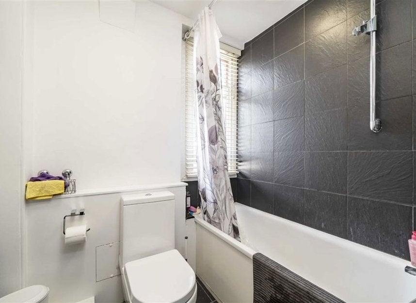 Flat Westbourne Terrace in City of Westminster
