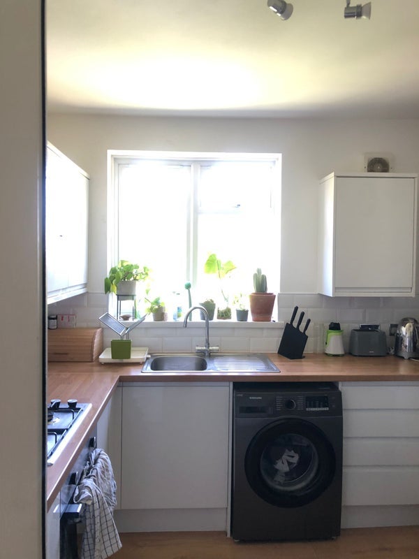 Flat Cranfield Road in Greater London