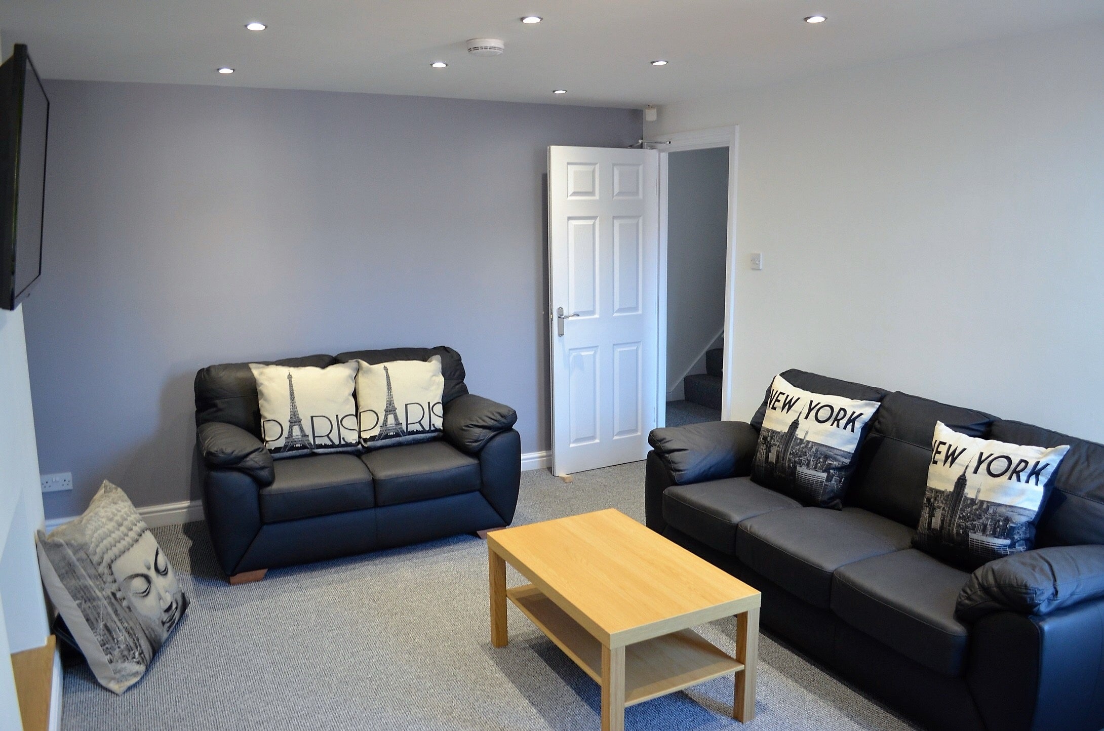 Flat Second Avenue in Newcastle upon Tyne