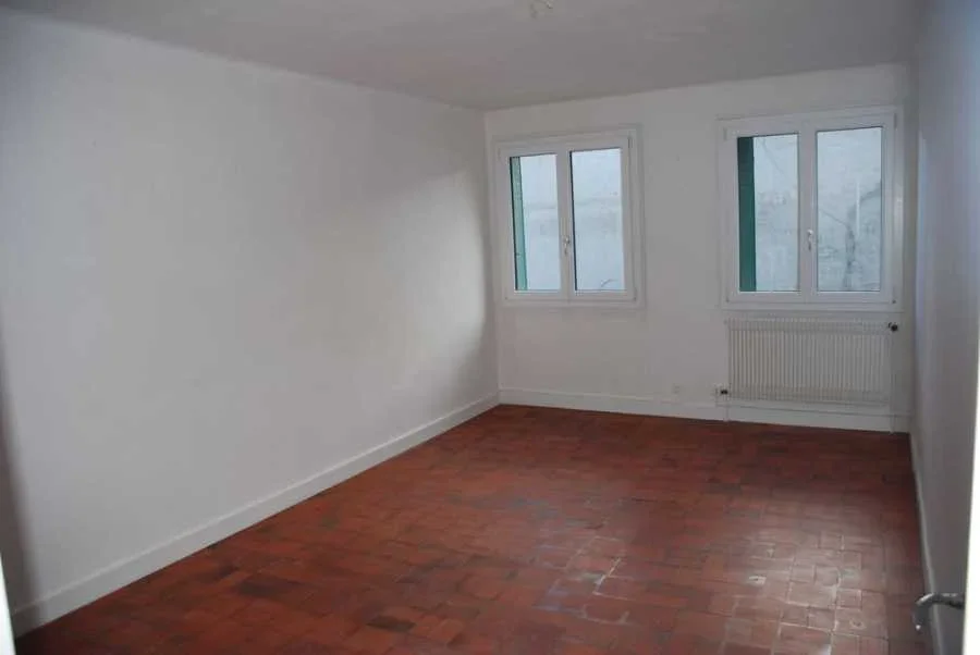 Appartement Rue Coteaux Challex Bas à Challex