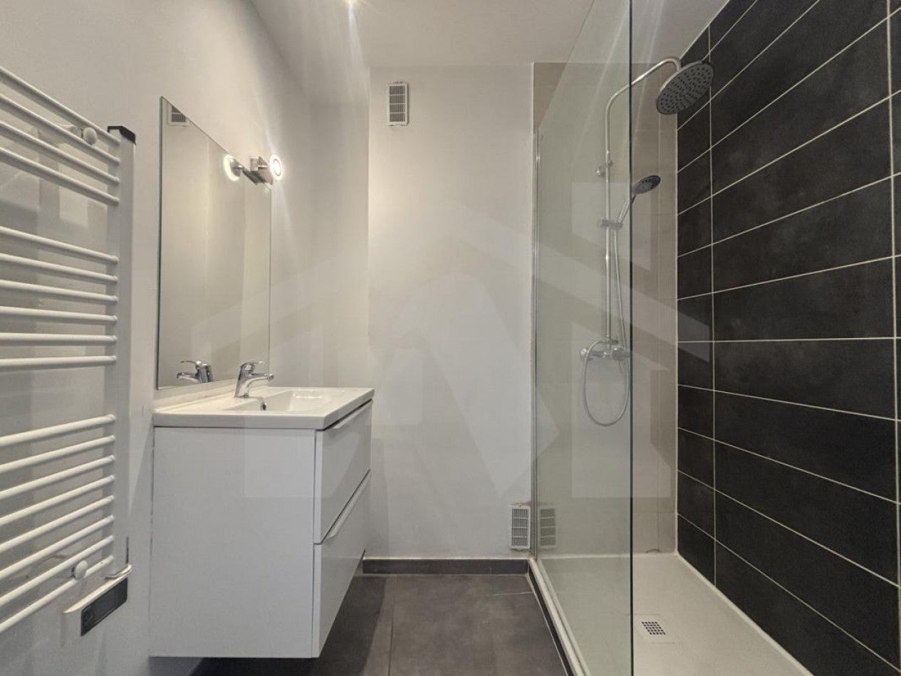 Appartement Rue Saint-Roch à Livet-et-Gavet