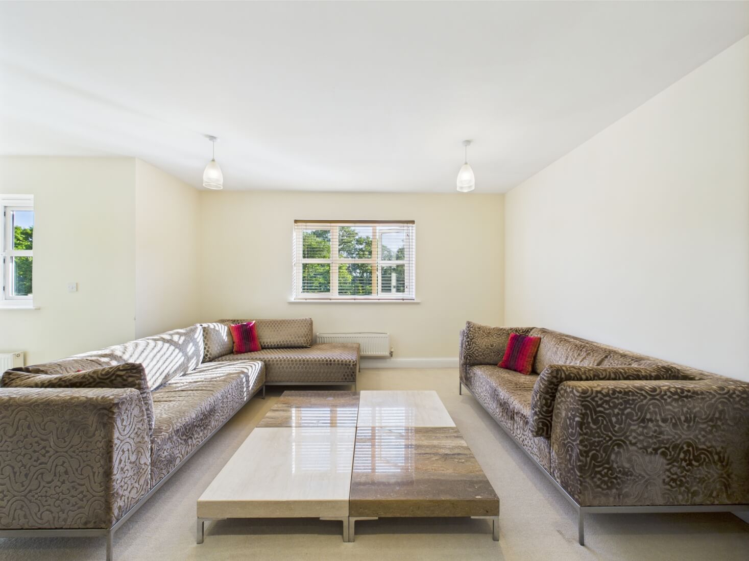 Flat Middlewood Close in Metropolitan Borough of Solihull