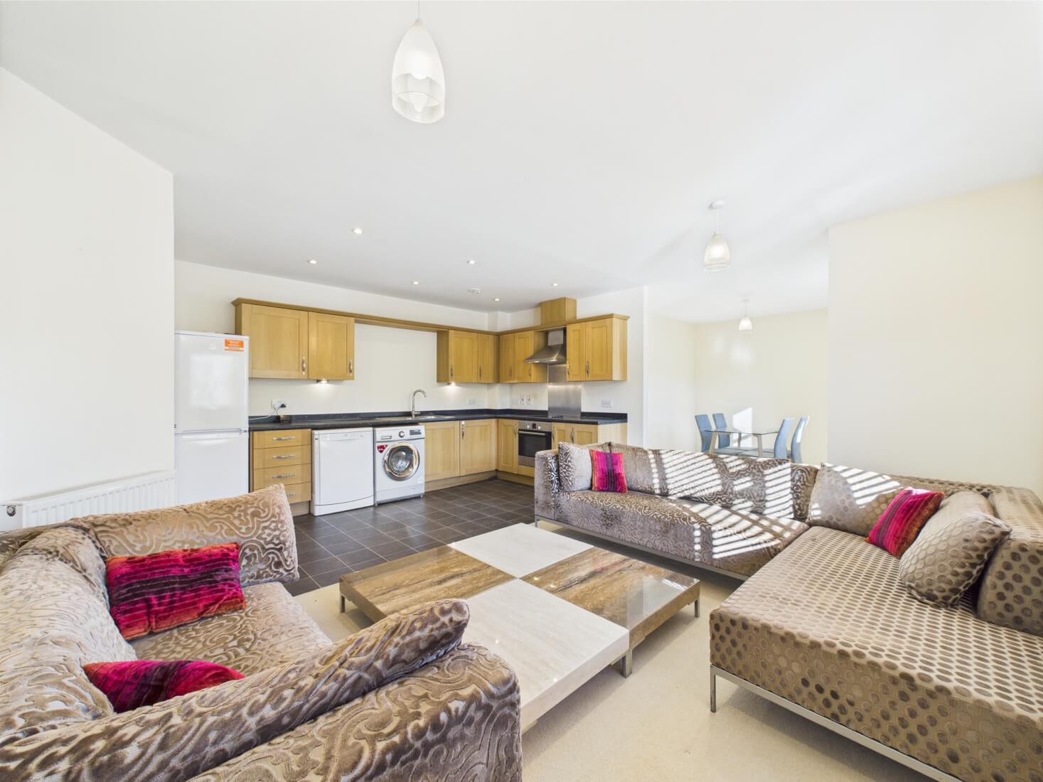 Flat Middlewood Close in Metropolitan Borough of Solihull