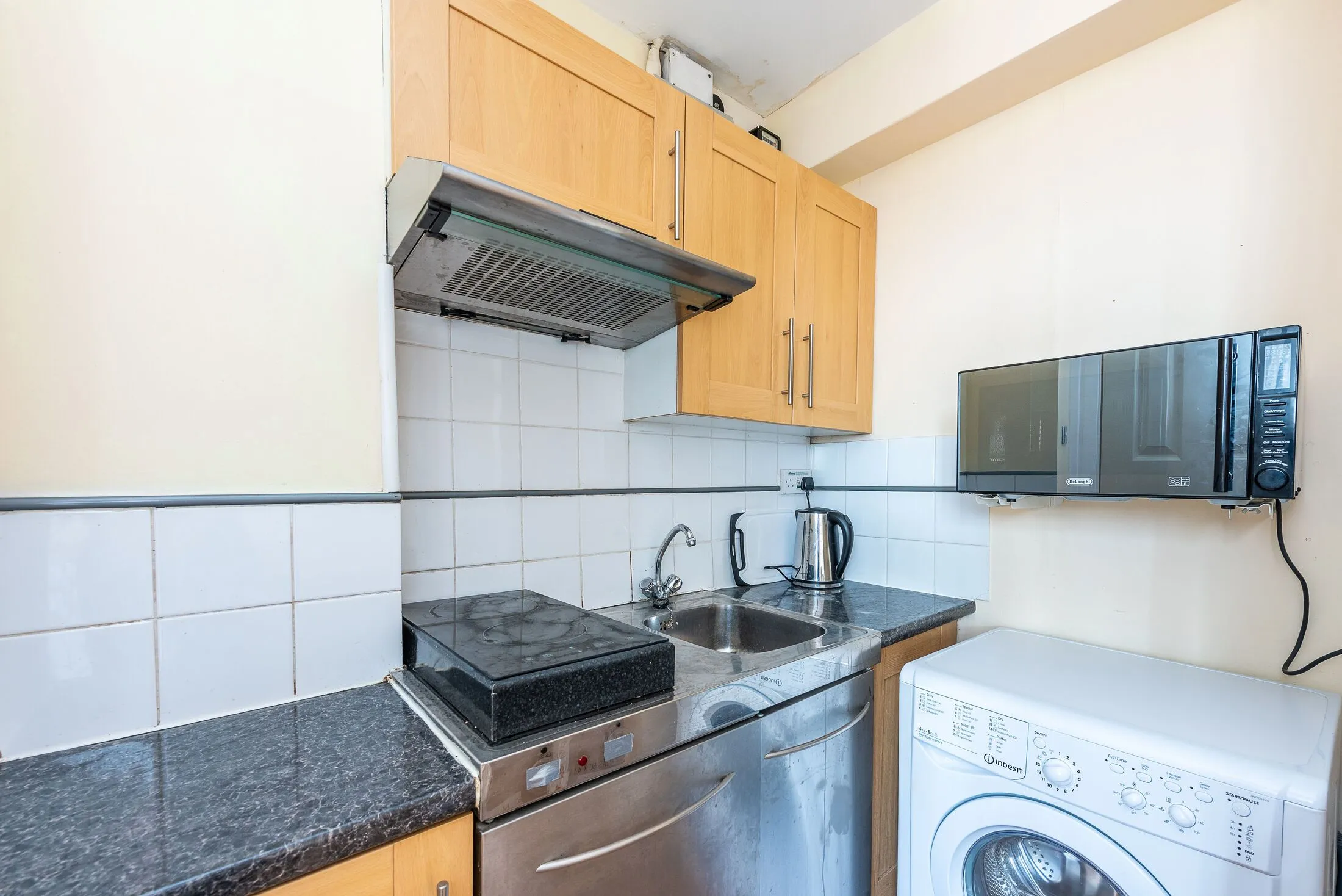 Flat Elystan Street in Greater London