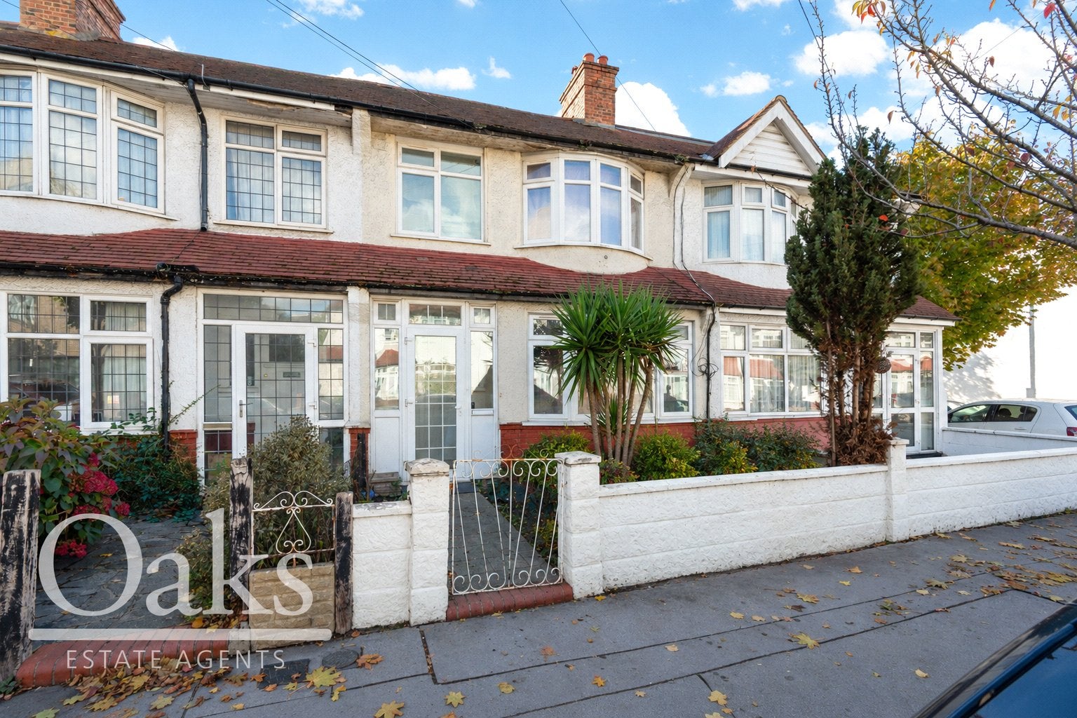 House Chipstead Avenue in Greater London