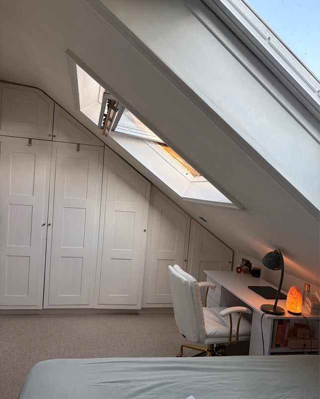 Room Battersea Park Road in Greater London