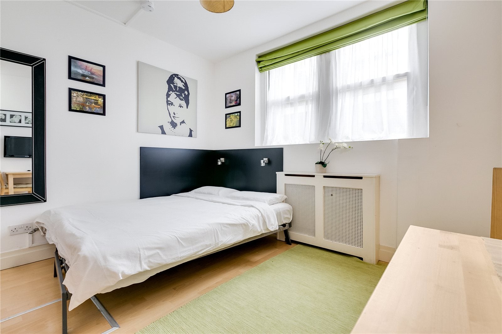 Flat Claverton Street in City of Westminster