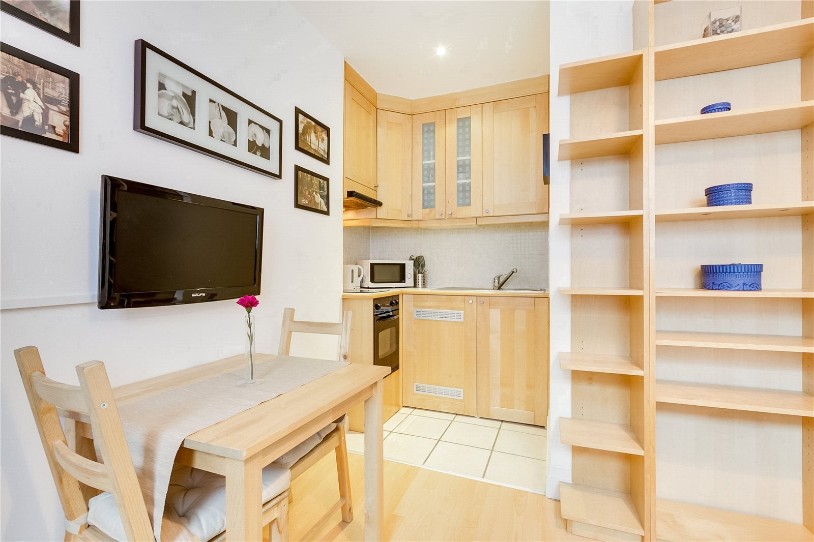 Flat Claverton Street in City of Westminster