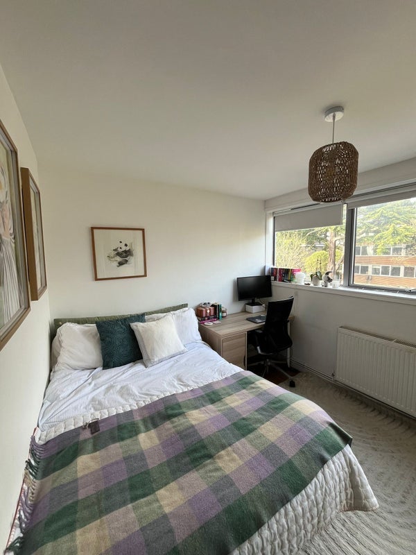 Flat Augustus Road in Greater London