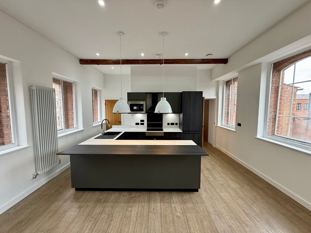 Flat Graham Street in Birmingham